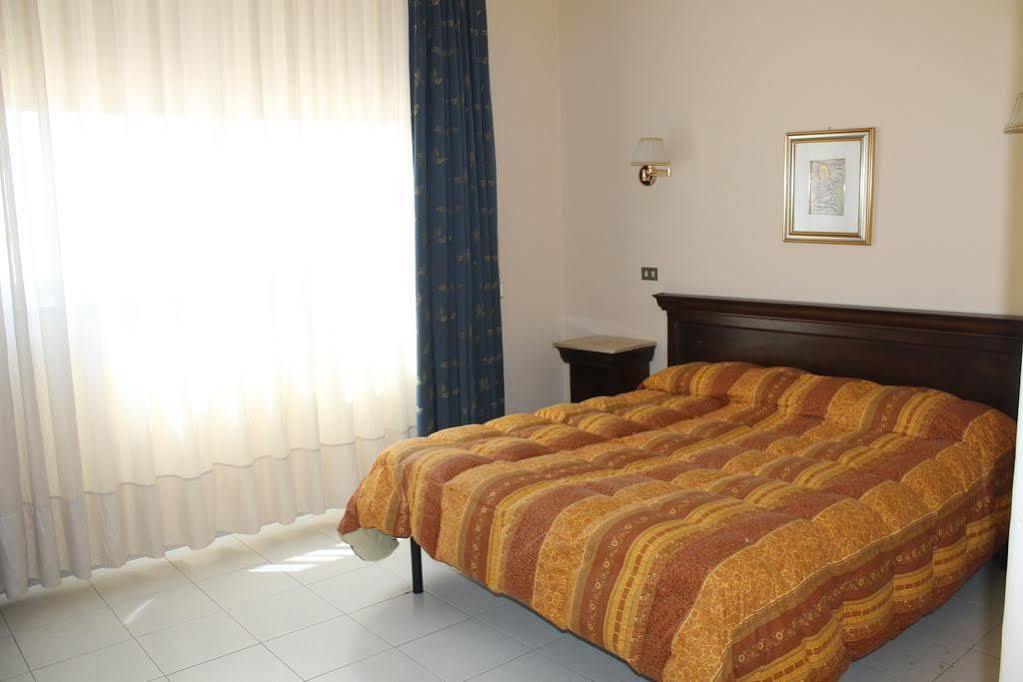 Cappello Hotell Lecce Eksteriør bilde